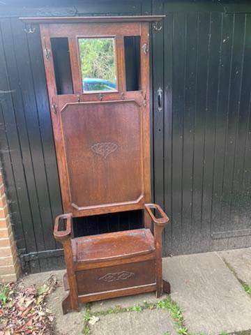 Vintage Wooden Hallway Bench with Storage and Hooks and Mirror – Ornate Detail