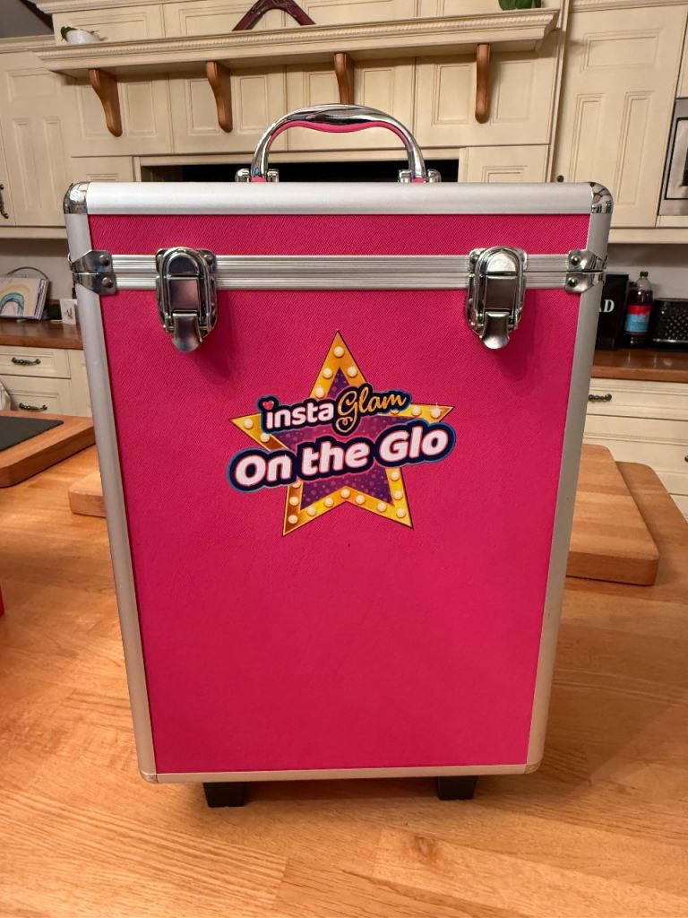 NEW Girls b beauty Trolley Case