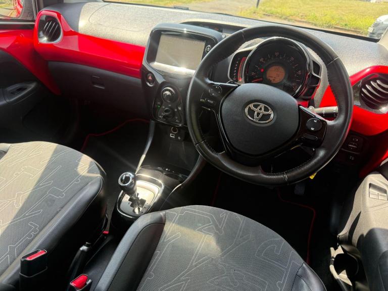 2016 Toyota AYGO 1.0 VVT-i x-pression x-shift Euro 6 5dr HATCHBACK Petrol Automatic
