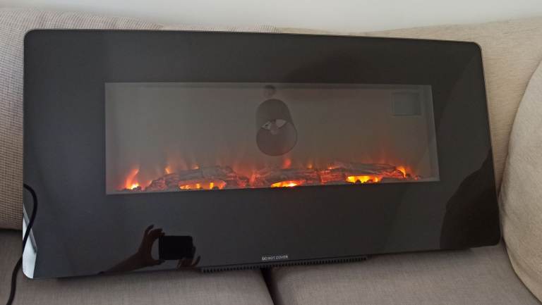 Focal Point Pasadena LED Electric Fire (Model: EF11-36) wall & stand