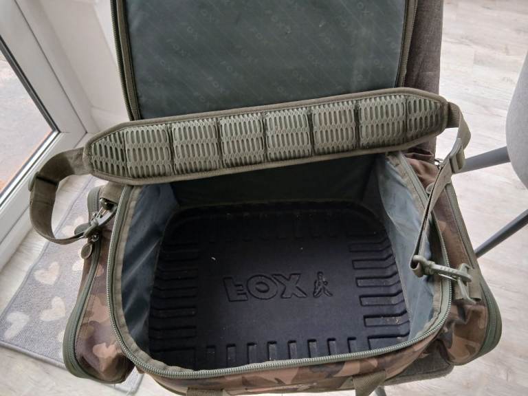 FOX Camo Fishing Bag – Tackle Carryall, Good Condition