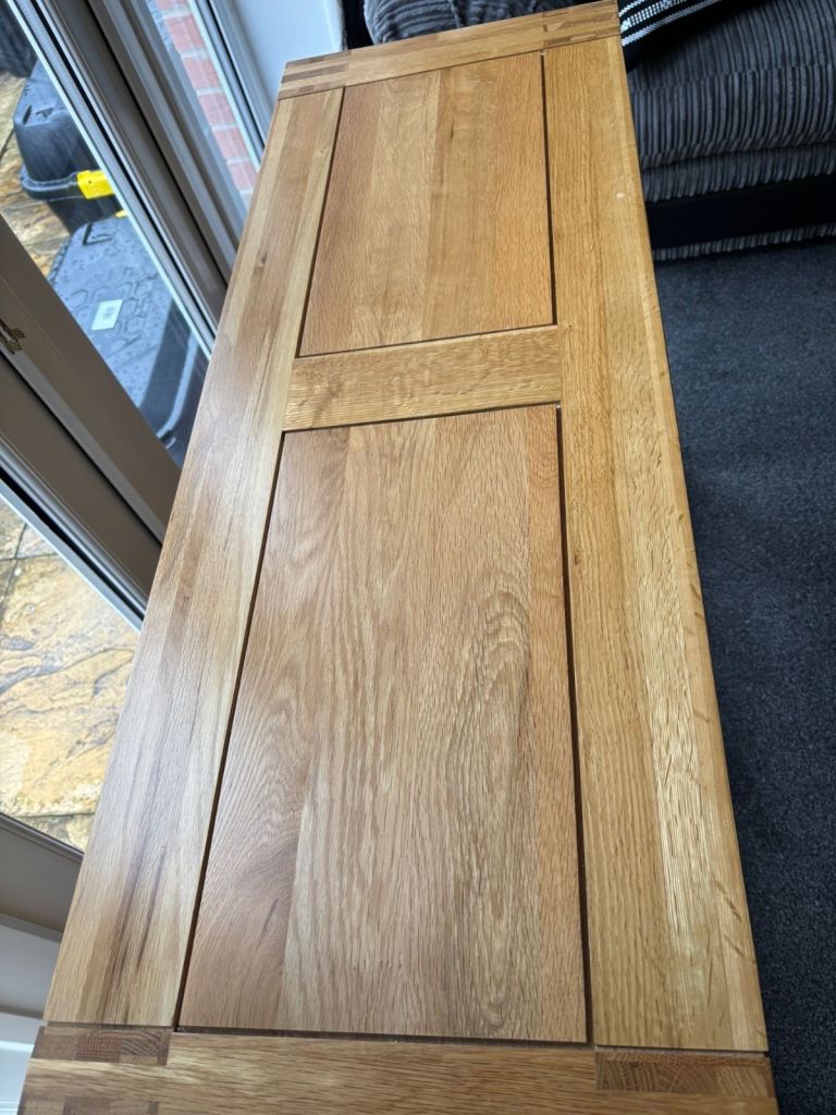 Oakwood furniture table