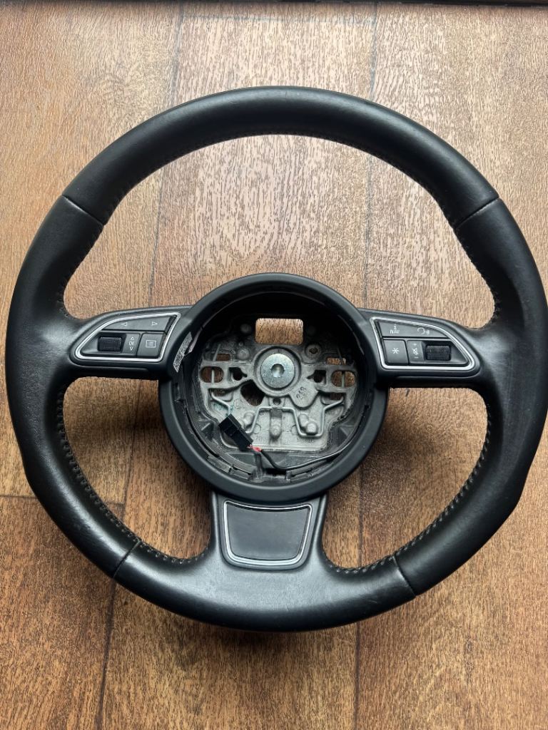 Audi stering wheel 