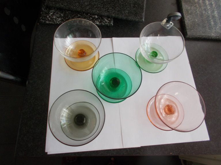 GLASS   VARIOUS  PRICES / ROYAL  MAIL  ONLY