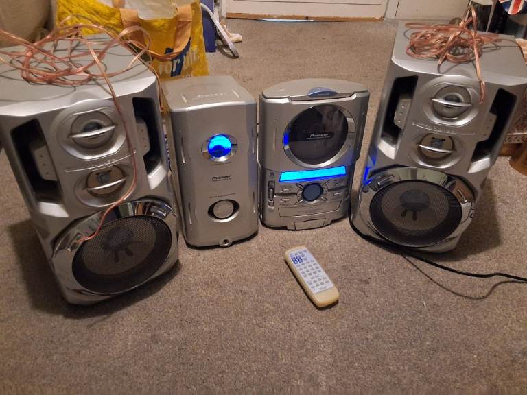 Pioneer HI-FI stero system