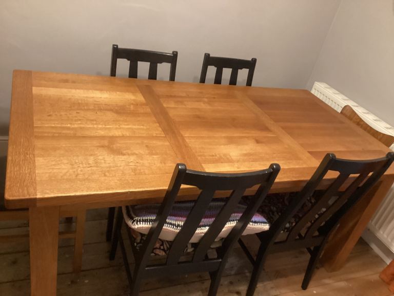 Oak dining room table