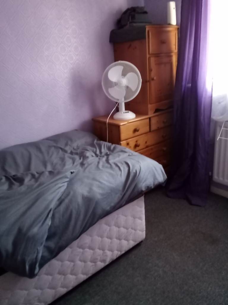 Room to rent 