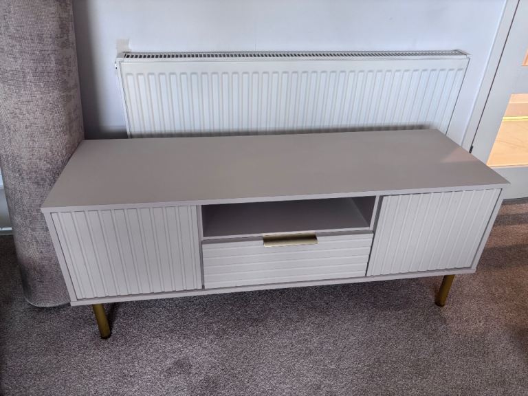 Tv unit 