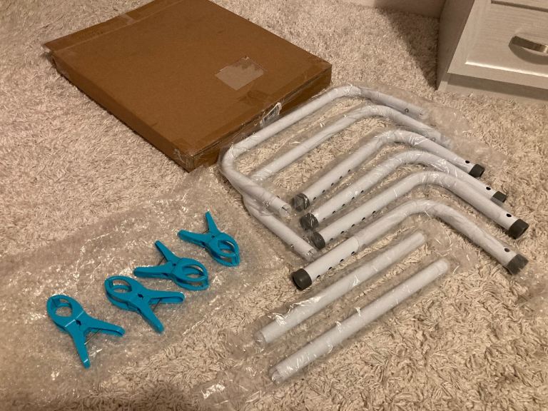 blanket lifter