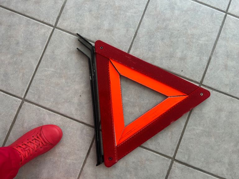 Warning Triangle in plastic holder and Tow Rope 