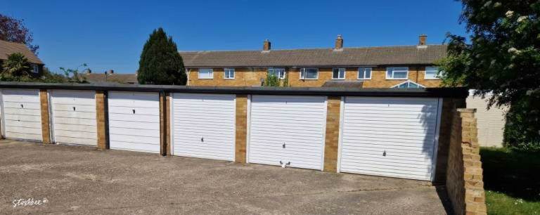 Garage to rent in Letchworth (SG6) | Stashbee