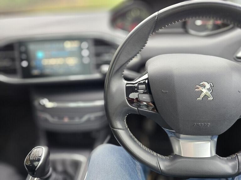 2019 Peugeot 308 SW PureTech Allure Estate Petrol Manual