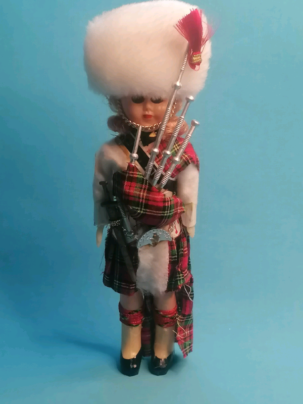 8-inch Vintage Scottish Doll With Bagpipes Kilt. 