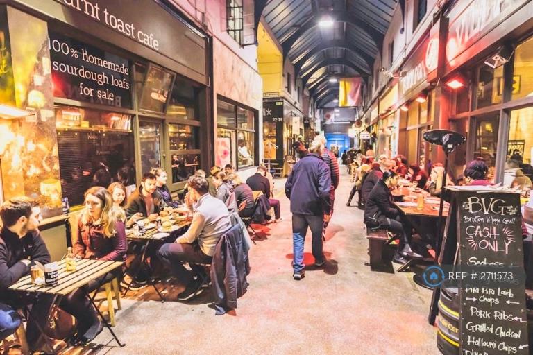 2 bedroom flat in Rosslyn House, London, SW2 (2 bed) (#2711573)