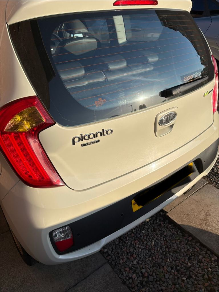 FULL YEARS MOT (August 2027) Kia, PICANTO, Hatchback, 2012, Manual, 1248 (cc), 3 doors