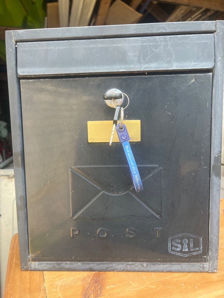 Black Metal Post Box with Keys – Good Condition