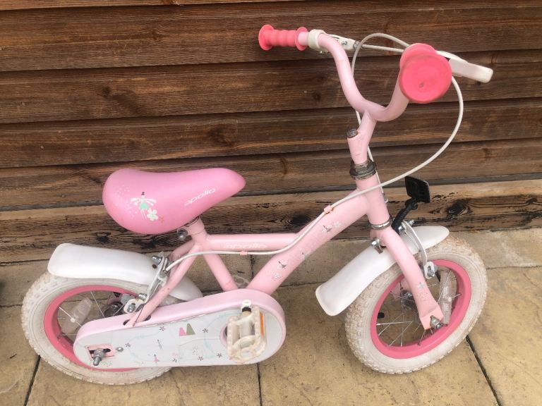 Pink Kids Bike with Stabilisers –12”