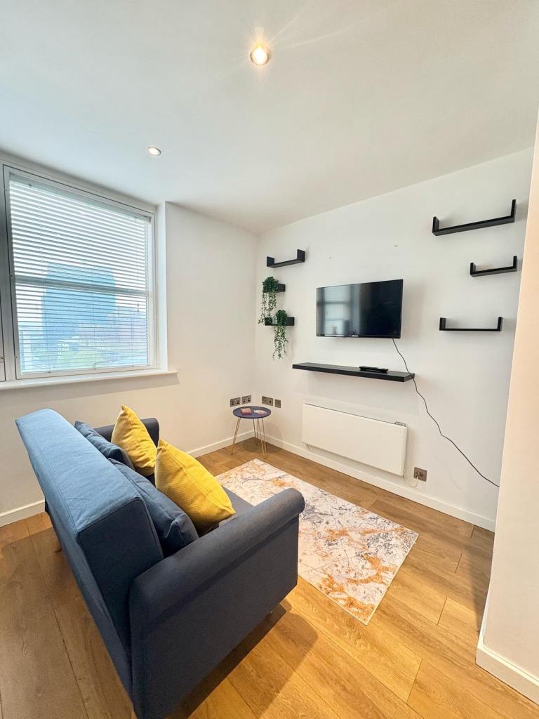 Studio apartment Leeds city centre