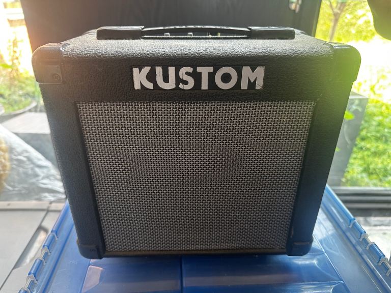 Kustom KGA10 practice lead guitar amplifier 