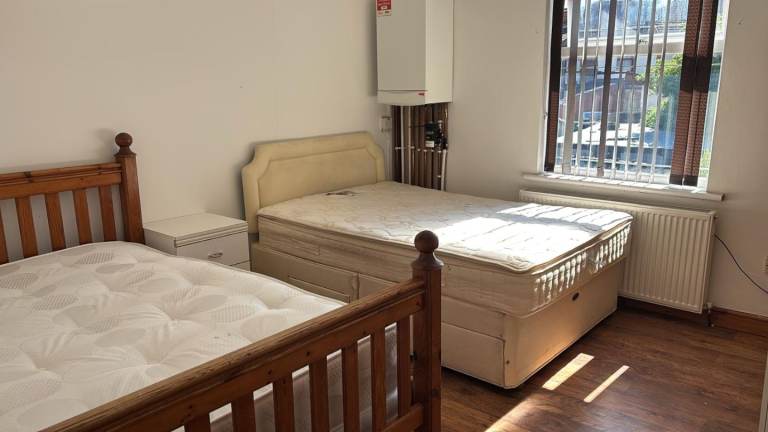 1 bed flat on 2nd floor