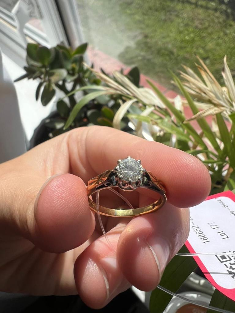 Diamond ring