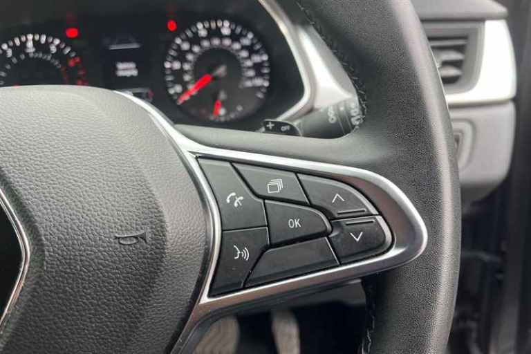 2021 Renault Captur 1.3 TCe (140 PS) Iconic 5 Door Petrol SUV Automatic SUV Petrol Automatic