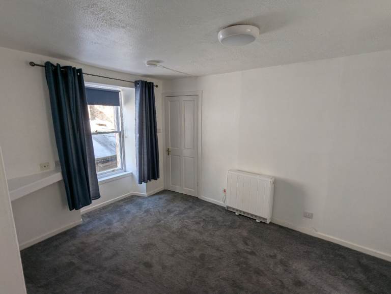 1 Bedroom Studio flat to rent in Haddington