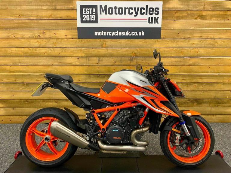 2023 KTM 1290 SUPER DUKE R EVO