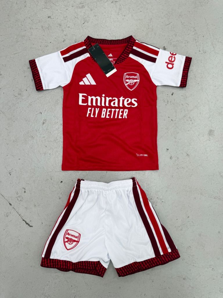 Kids Arsenal 26/26 Home Kit ages 3-4