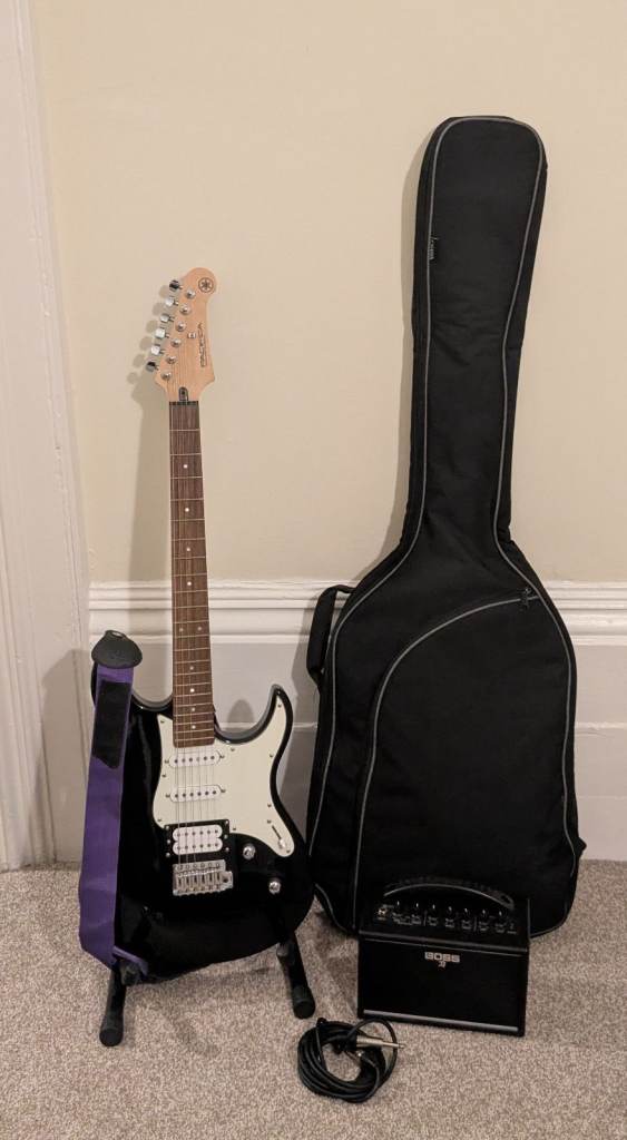 Yamaha Pacifica 112V & BOSS Katana Mini - Beginner Guitar Bundle (with Soft Case & Stand)
