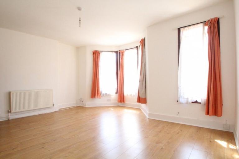 Chain free, Hane Estate Agents offer a Freehold investment arranged as 2 self contained flats