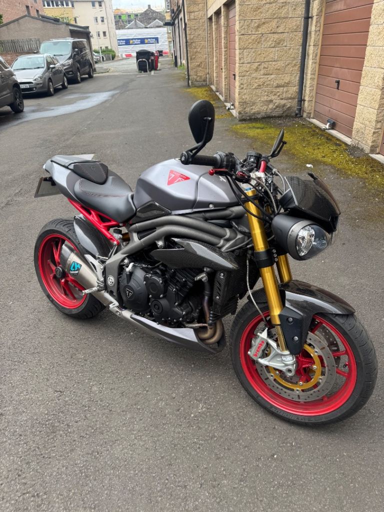 2016 Triumph speed triple 1050r