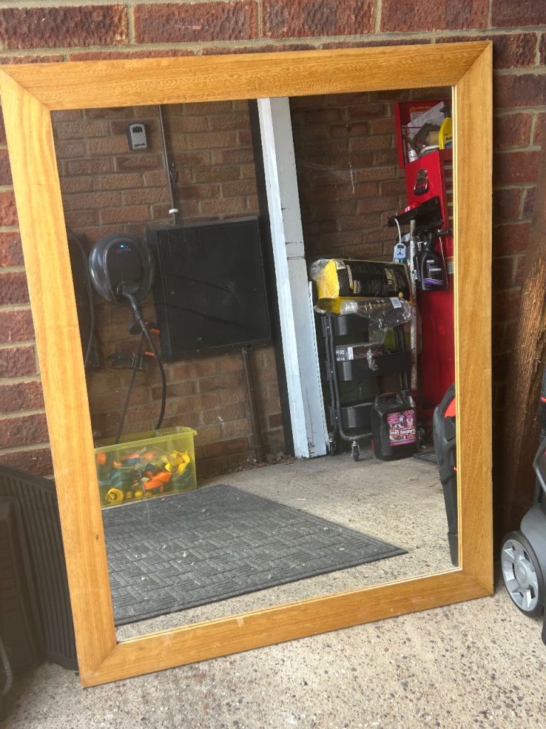 Large pine Frame Wall Mirror – Good Condition