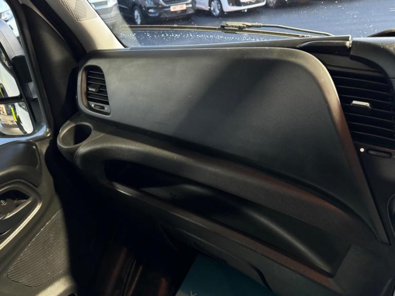 2018 Iveco Daily CHERRY PICKER 2.335S12 3500KG NO VAT! CHASSIS CAB Diesel Manual