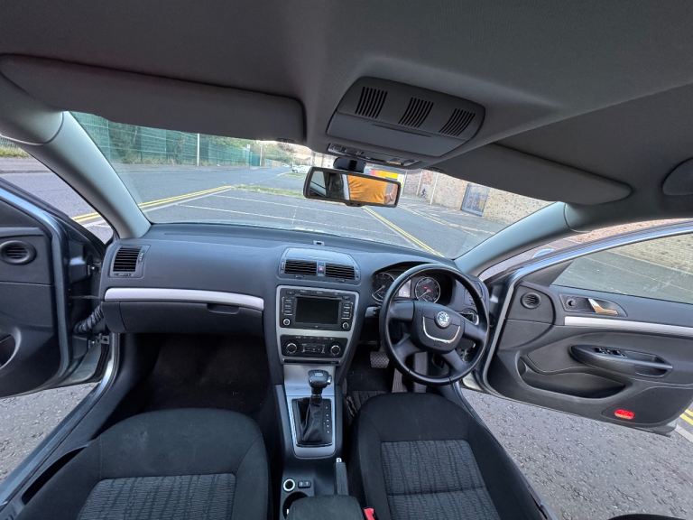 Skoda, OCTAVIA, Estate, 2012, Semi-Auto, 1390 (cc), 5 doors