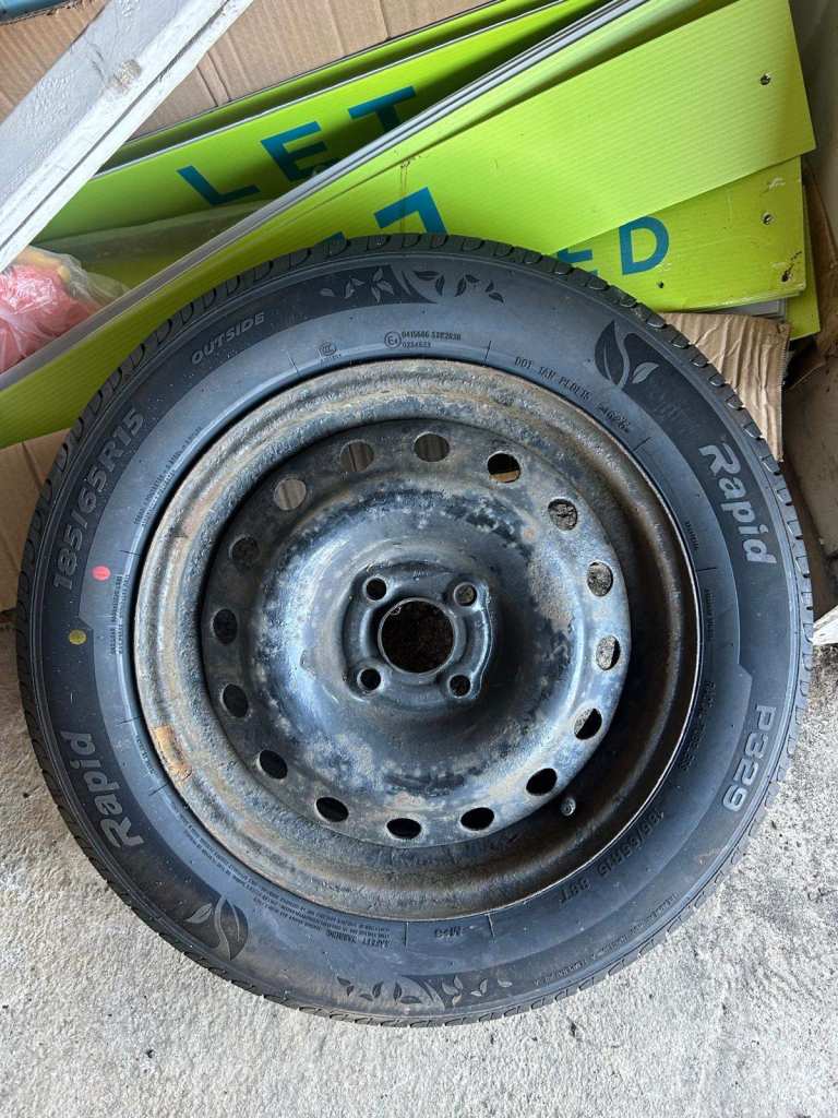 185/65 R15 Wheel with NEW Tyre Rapid (Vauxhall Cosra)