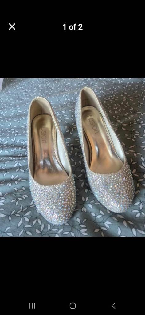Fusion sparkly heels
