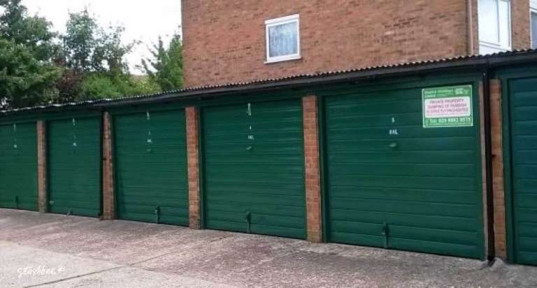 Garage to rent in Ilford (IG2) | Stashbee