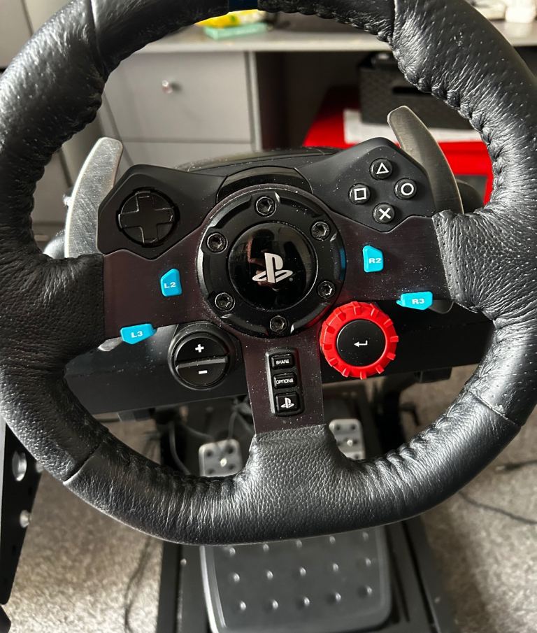 Logitech G29 Driving Force Racing Wheel with Pedals and Shifter