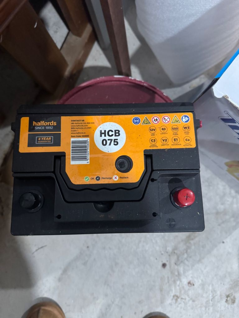 12 volt car battery 
