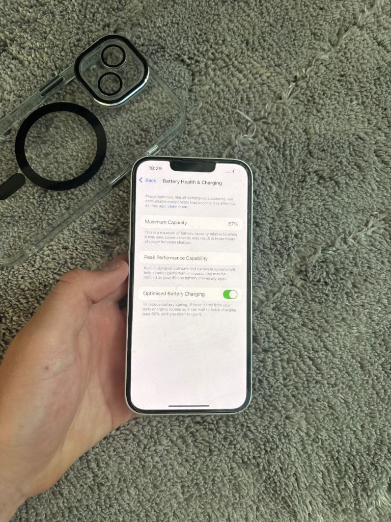White Apple iPhone 14 - NEW, 87 Battery Health