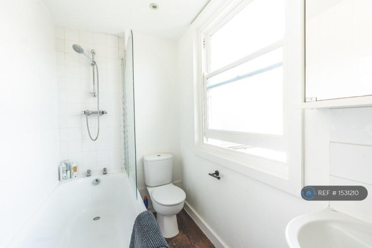 1 bedroom flat in Sydney Street, Brighton, BN1 (1 bed) (#1531210)