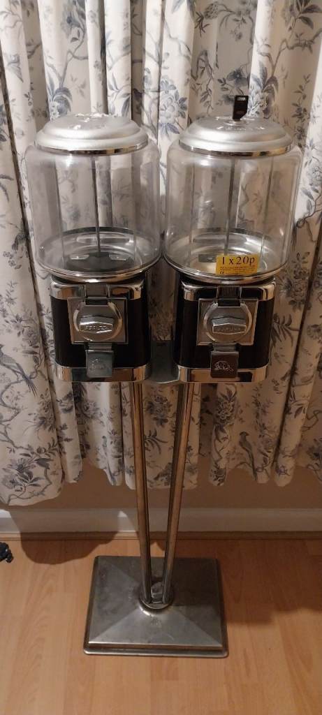 Man cave beaver venders