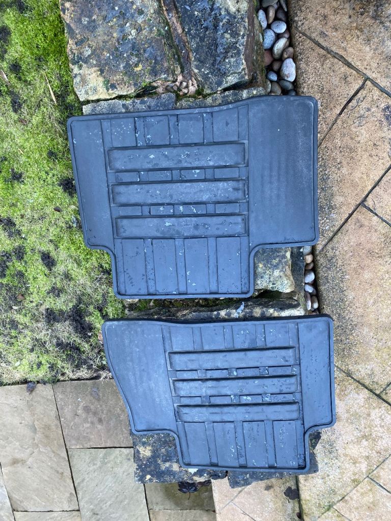 Nissan Juke rear car mats