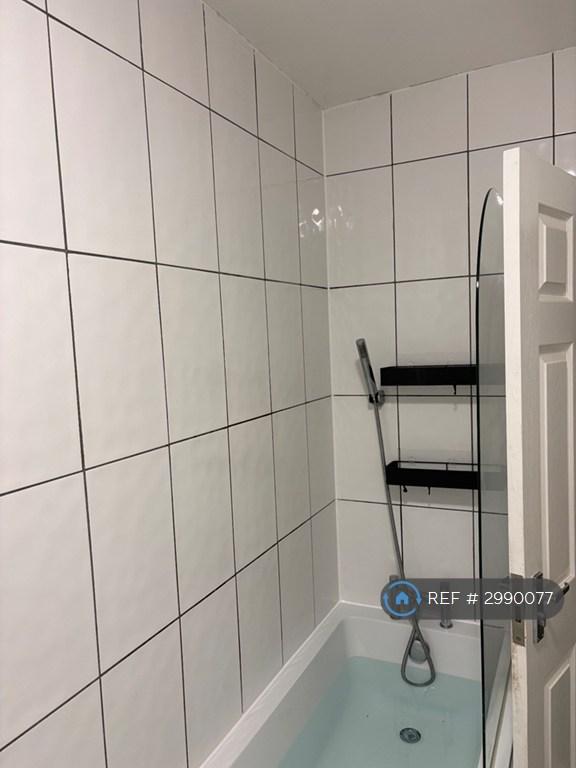 3 bedroom house in Newton Road, Rushden, NN10 (3 bed) (#2990077)