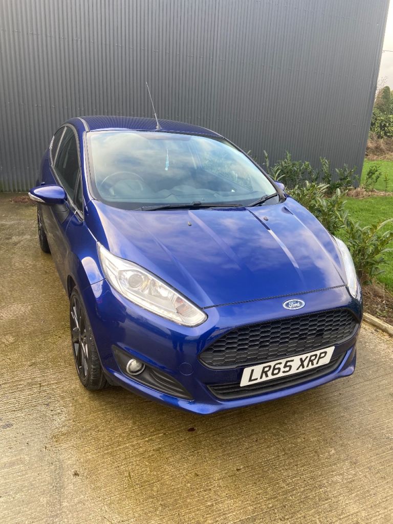 Ford, FIESTA, Hatchback, 2015, Manual, 1241 (cc), 3 doors