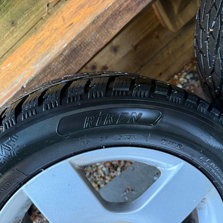 4 Winter Tyres and wheels suitable for Audi