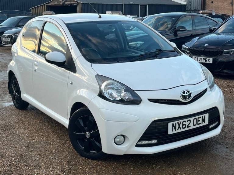 2012 Toyota AYGO 1.0 VVT-i Fire Euro 5 5dr Hatchback Petrol Manual