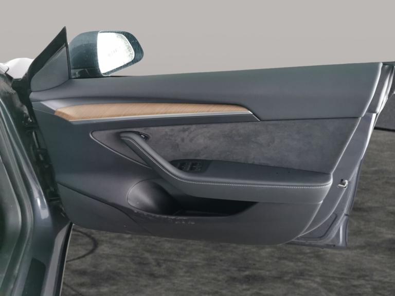 2021 Tesla Model 3 Standard Plus 4dr Auto SALOON ELECTRIC Automatic