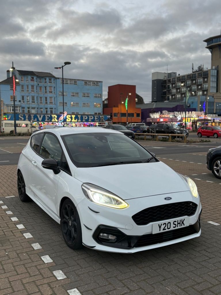 image for Ford, FIESTA, Hatchback, 2018, Manual, 998 (cc), 3 doors